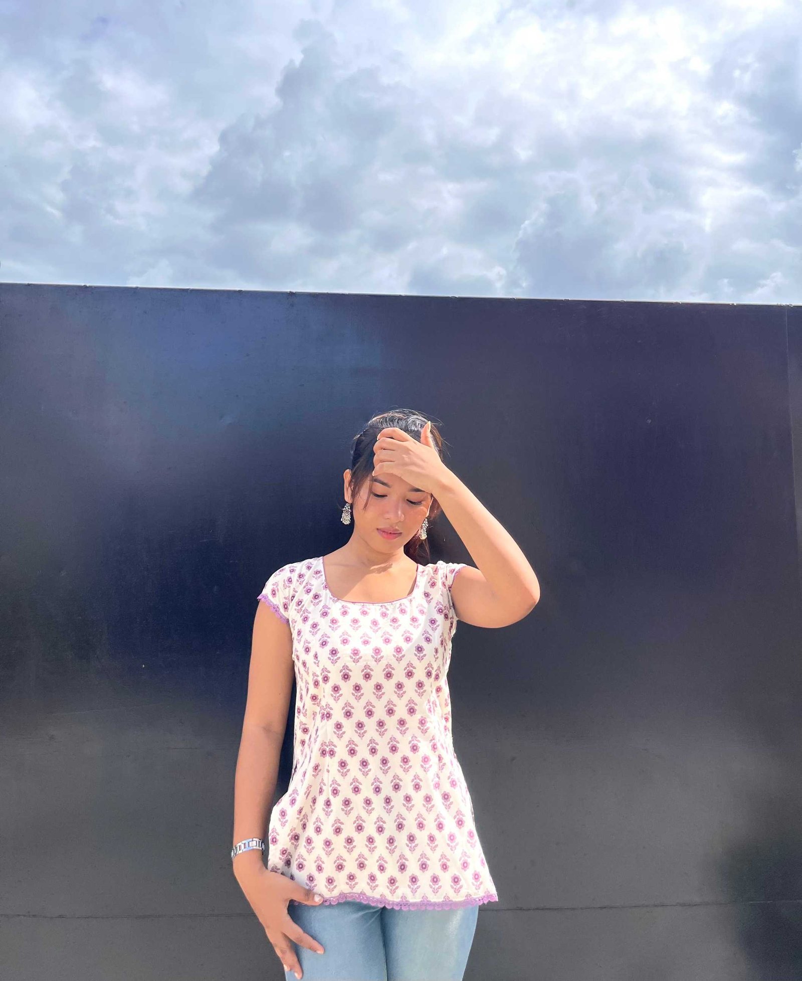AAROHI KURTI