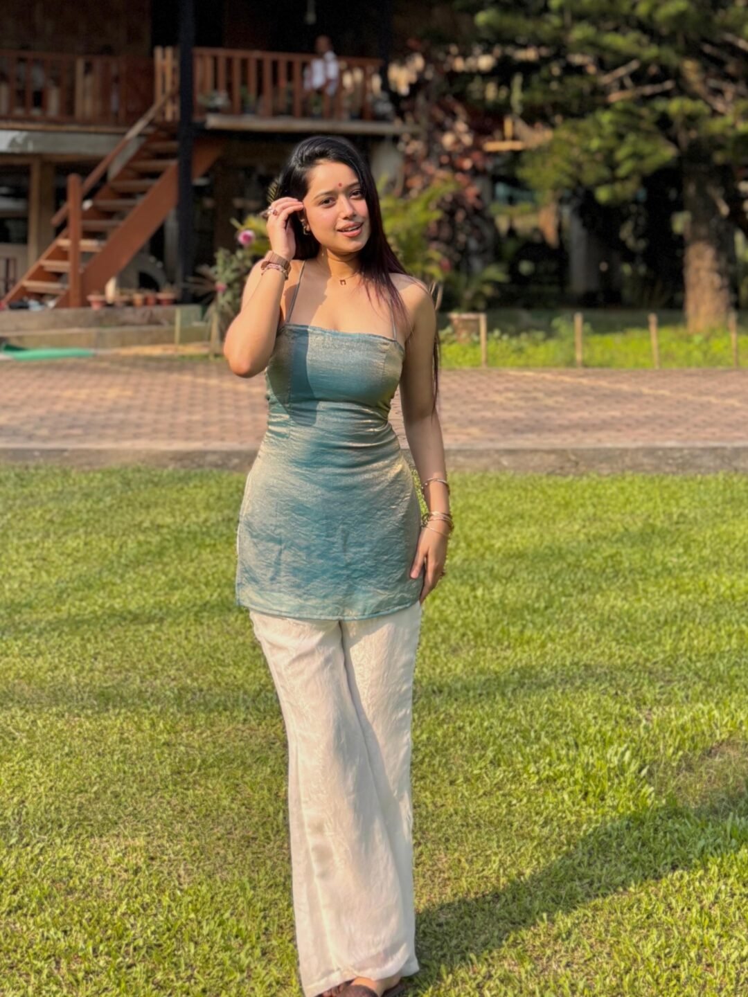 ARUHI KURTI