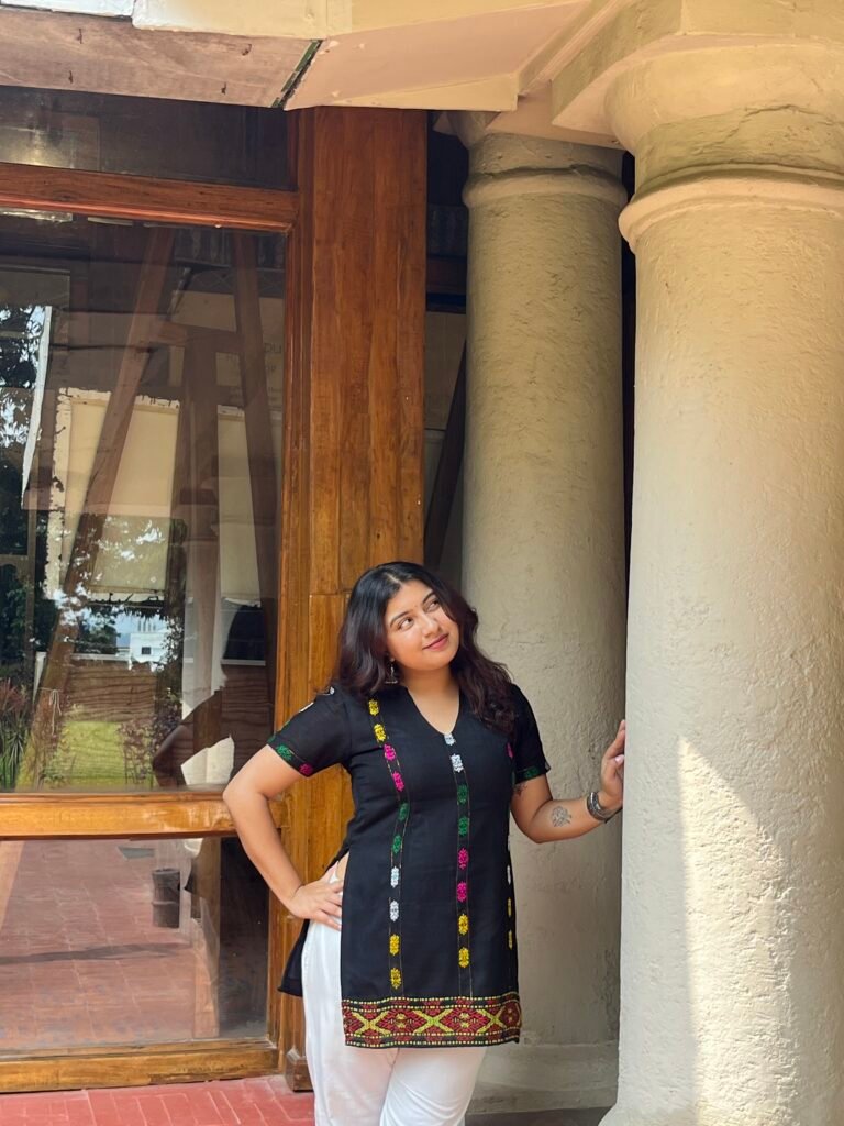 JANAKI KURTI