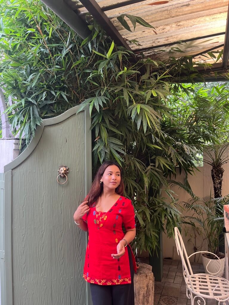 RONGILI  KURTI
