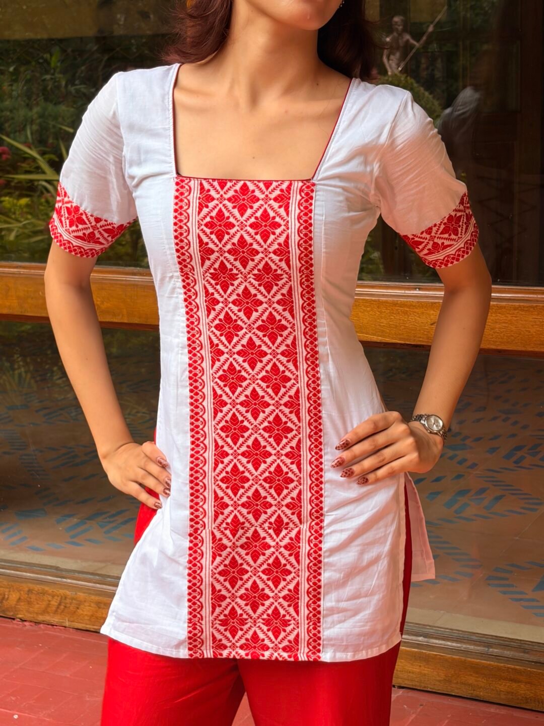 AROTI KURTI