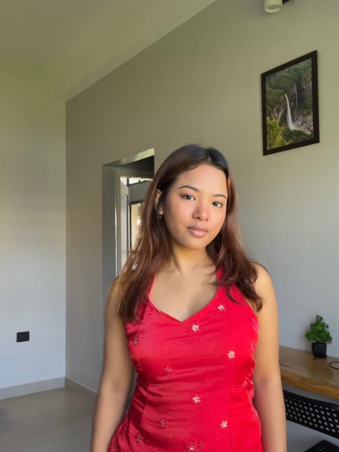 SCARLET TOP